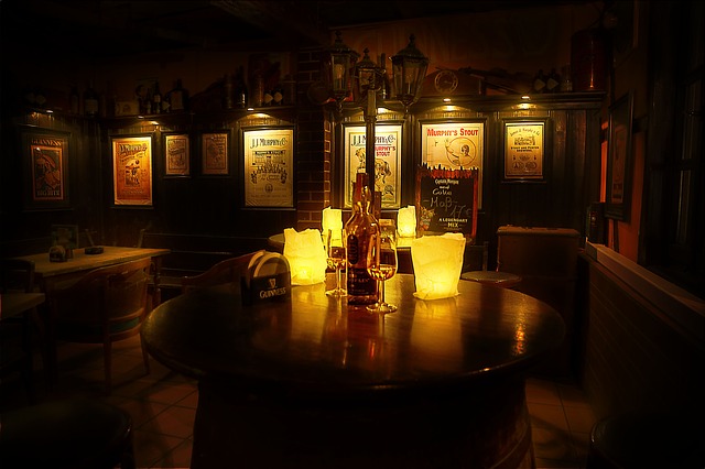 pub-2271551_640.jpg