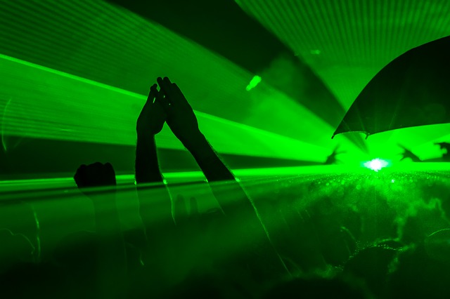 party-629241_640.jpg