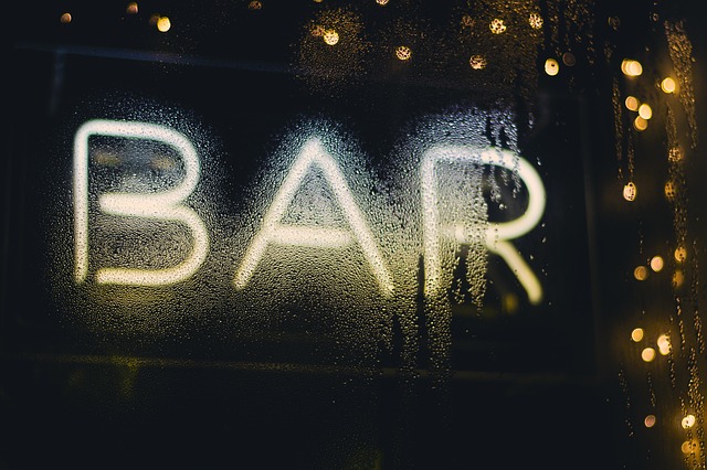 bar-g27060dedb_640.jpg